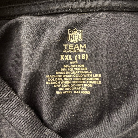 Youth XXL Long Sleeve New England Patriots Shirts - Lot of 3 - Picture 4 of 4